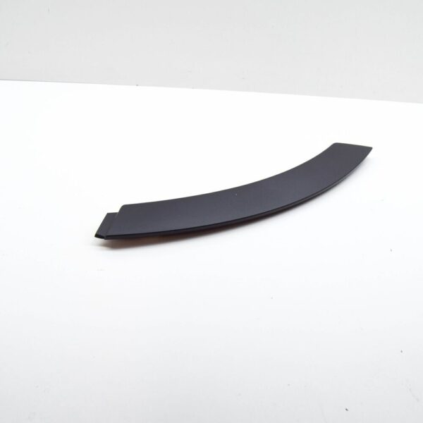 LR027251 - LR RR EVOQUE L538 Rear Right Wheel Arch Front Moulding LR027251 NEW GENUINE