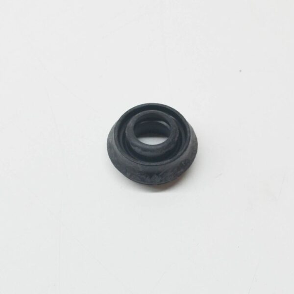 LR030338 - Land Rover Discovery 4 L319 Rear Wiper Engine Seal LR030338 NEW GENUINE
