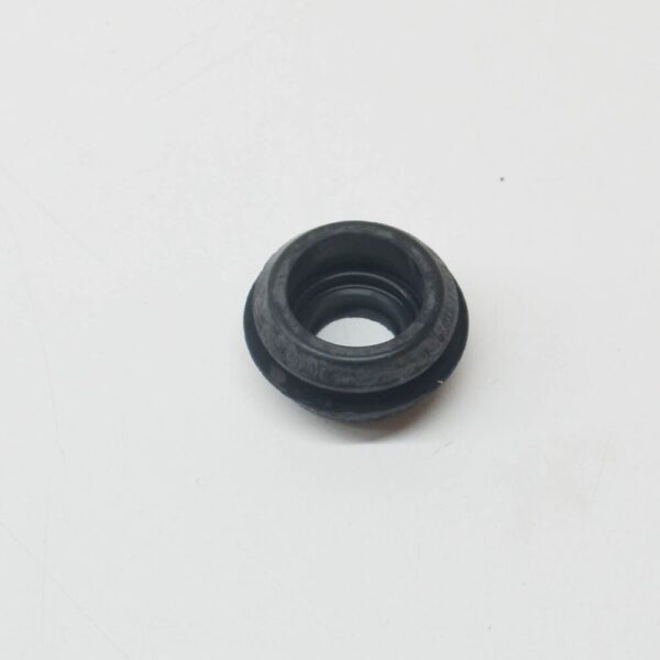 LR030338 - Land Rover Discovery 4 L319 Rear Wiper Engine Seal LR030338 NEW GENUINE
