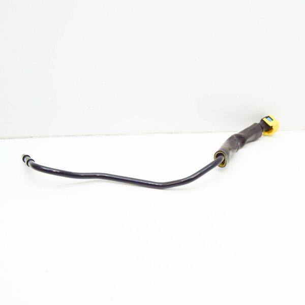 LR030556 - LAND ROVER DISCOVERY IV L319 Under Floor Fuel Return Tube LR030556 NEW GENUINE