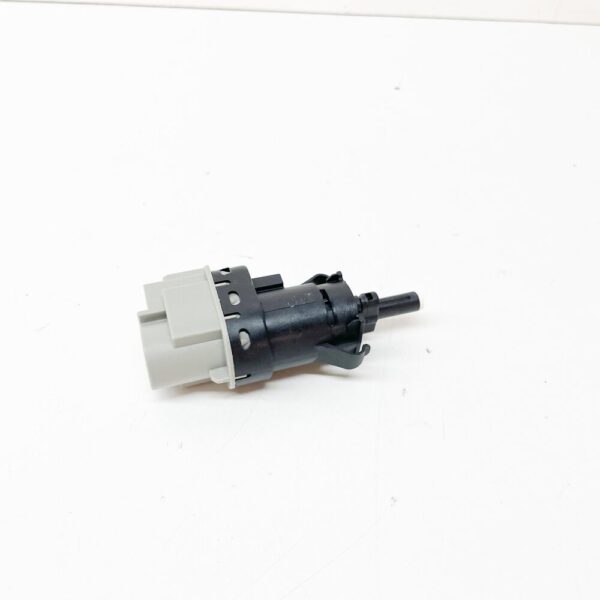 LR032956 - LAND ROVER FREELANDER 2 L359 Stop Lamp Switch LR032956 NEW GENUINE