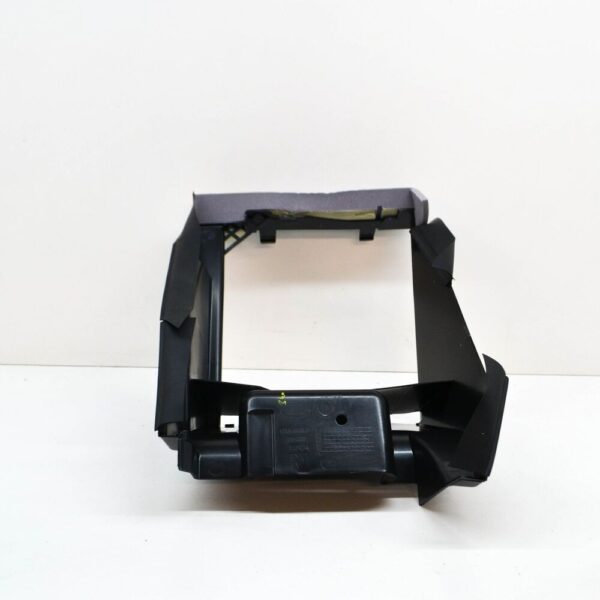 LR038055 - LR RANGE ROVER IV L405 front cooler right air deflector LR038055 NEW original