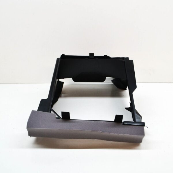 LR038055 - LR RANGE ROVER IV L405 front cooler right air deflector LR038055 NEW original