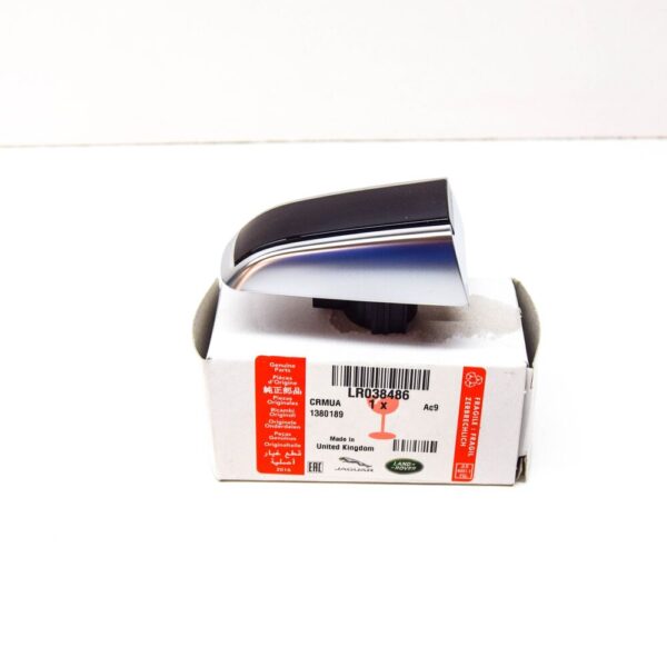LR038486 - Land Rover Discovery Sport L550 Front Door Handle Cap LR038486 MINT