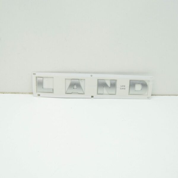 LR038657 - LAND ROVER DISCOVERY IV L319 Bonnet Nameplate LR038657, NEW, Original
