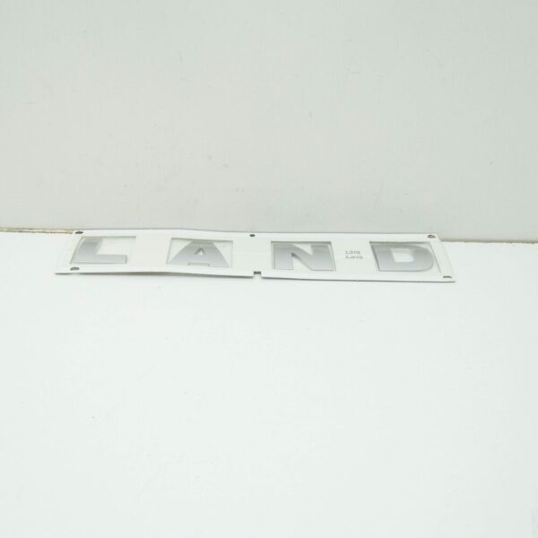 LR038657 - LAND ROVER DISCOVERY IV L319 Bonnet Nameplate LR038657, NEW, Original