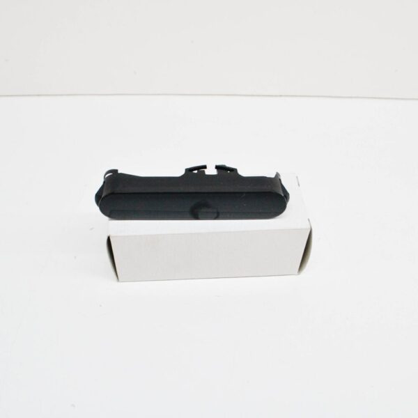 LR082732 - LAND ROVER DISCOVERY V L462 Front Right Roof Rack Cap LR082732 NEW GENUINE