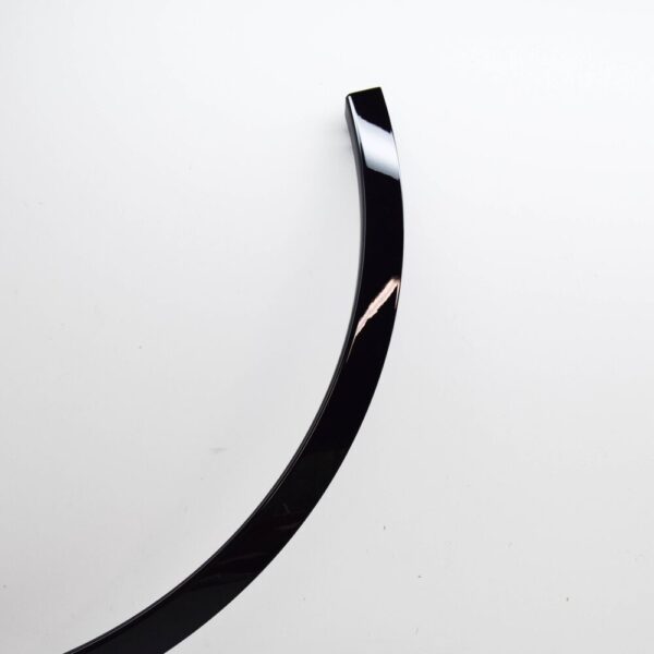 LR082818 - LAND ROVER DISCOVERY V L462 Front LH Wheel Opening Molding LR082818 NEW Genuine