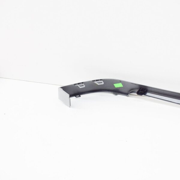 LR087223 - LR RANGE ROVER IV L405 Rear Right Bumper Trim Insert LR087223 NEW OEM