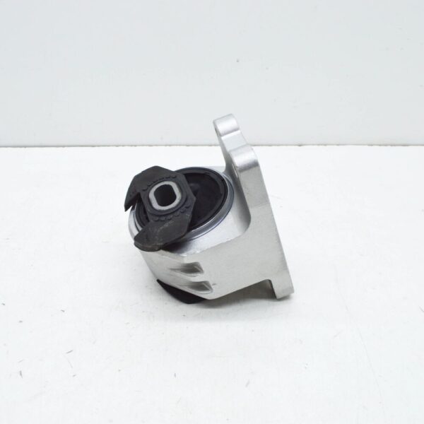 LR091364 - LAND ROVER RANGE ROVER L405 Automatic Transmission Mount LR091364 NEW GENUINE