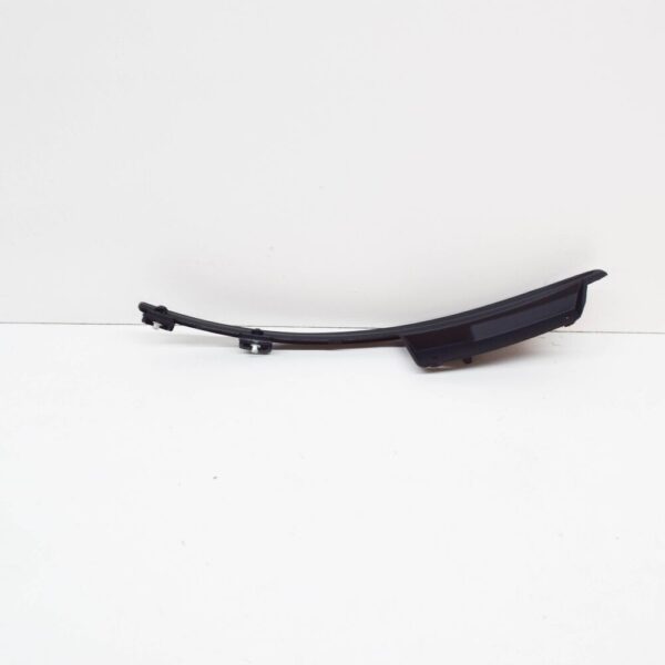 LR092698 - LAND ROVER RANGE ROVER VELAR L560 Rear Left Arch Molding LR092698 New Genuine