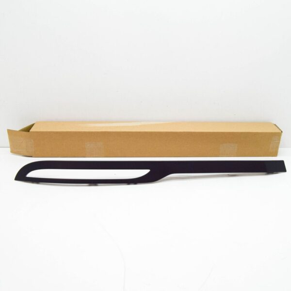 LR093512 - LR RANGE ROVER VELAR L560 Rear Left Bumper Molding Insert LR093512 NEW GENUINE