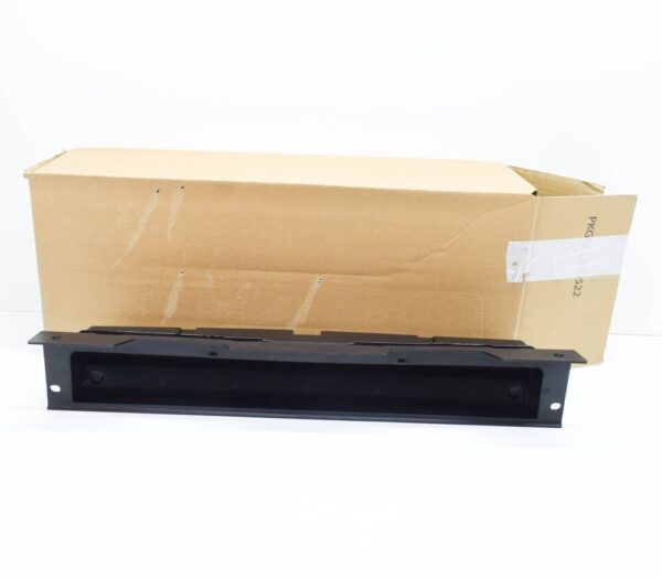 LR094005 - LR Range Rover Velar L560 Air Filter Dirty Air Channel Sound Wall LR094005 NEW