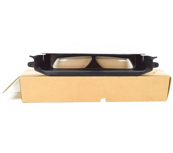 LR094007 - LAND ROVER RANGE ROVER VELAR L560 Duct LR094007 New Genuine