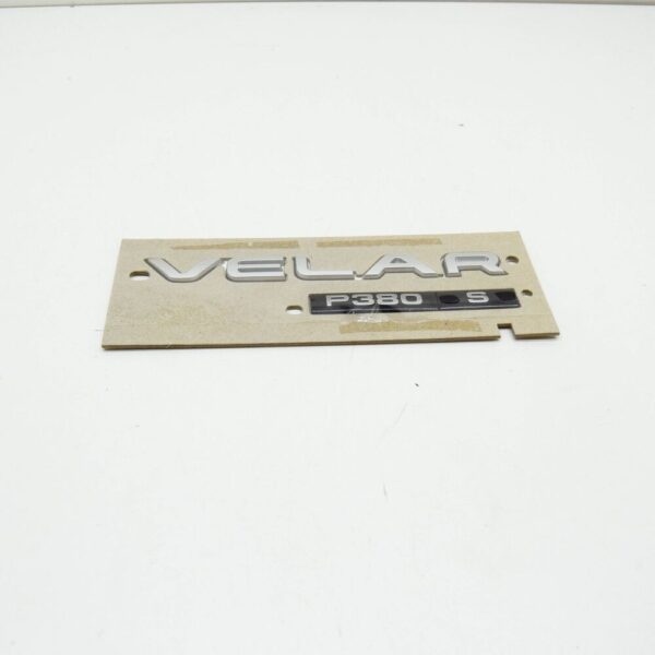 LR095733 - Land Rover Range Rover Velar L560, nameplate rear, LR095733, original part