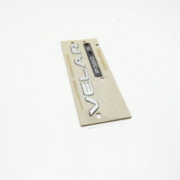 LR095733 - Land Rover Range Rover Velar L560, nameplate rear, LR095733, original part