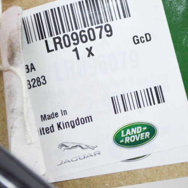 LR096079 - LAND ROVER DISCOVERY SPORT L550 Front Left Coil Spring LR096079 New Genuine