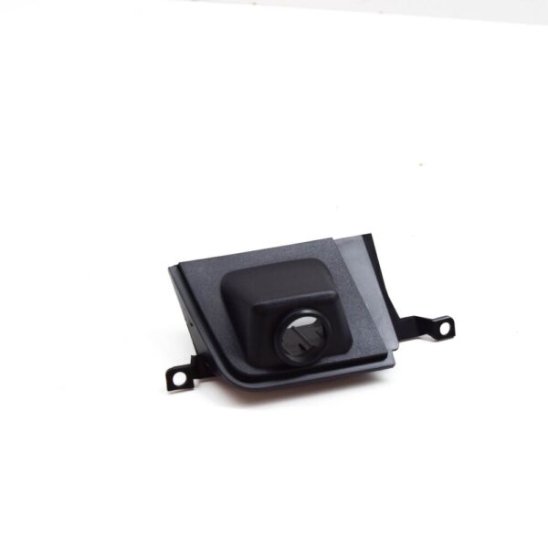 LR096450 - LAND ROVER DISCOVERY SPORT L550 Rear Tailgate Camera Bezel LR096450 NEW GENUINE