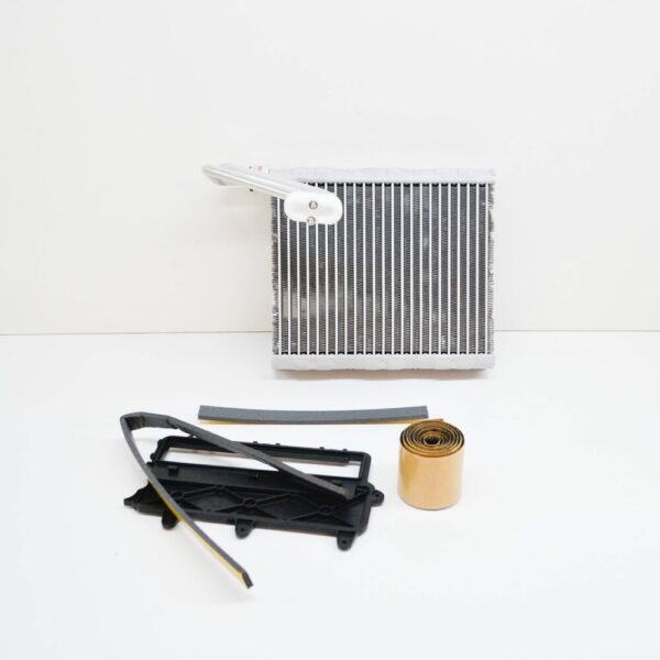 LR097253 - LAND ROVER DISCOVERY SPORT L550 Evaporator Kit LR097253 NEW