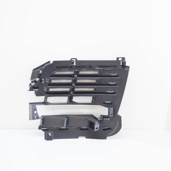 LR098725 - LR Range Rover L405 Front Bumper Right Cover Plate Molding LR098725 NEW
