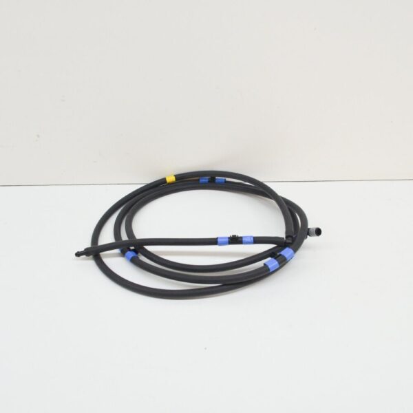 LR101685 - LAND ROVER RANGE ROVER IV L405 Front Headlamp Washer Hose LR101685 NEW GENUINE