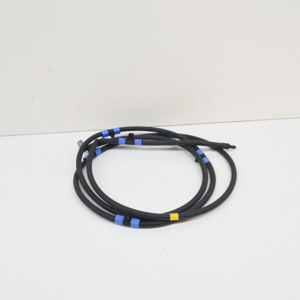 LR101685 - LAND ROVER RANGE ROVER IV L405 Front Headlamp Washer Hose LR101685 NEW GENUINE