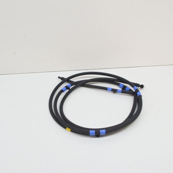 LR101685 - LAND ROVER RANGE ROVER IV L405 Front Headlamp Washer Hose LR101685 NEW GENUINE