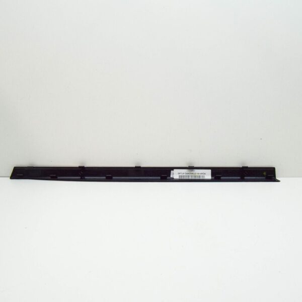 LR105114 - LR RANGE ROVER IV L405 door strip rear right top LR105114 NEW