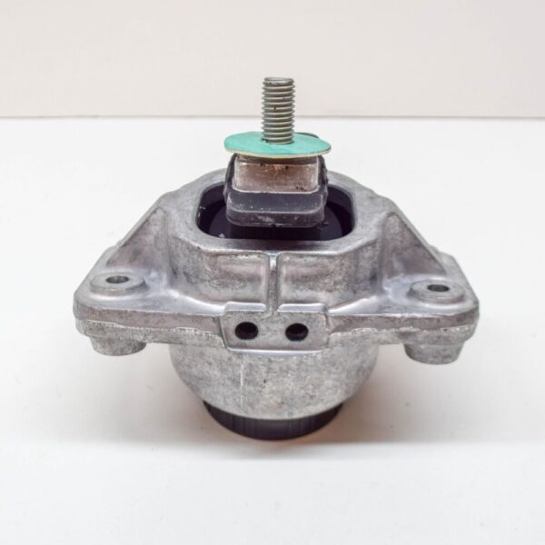 LR105970 - LAND ROVER RANGE ROVER L405 Engine Mount LR105970 NEW GENUINE