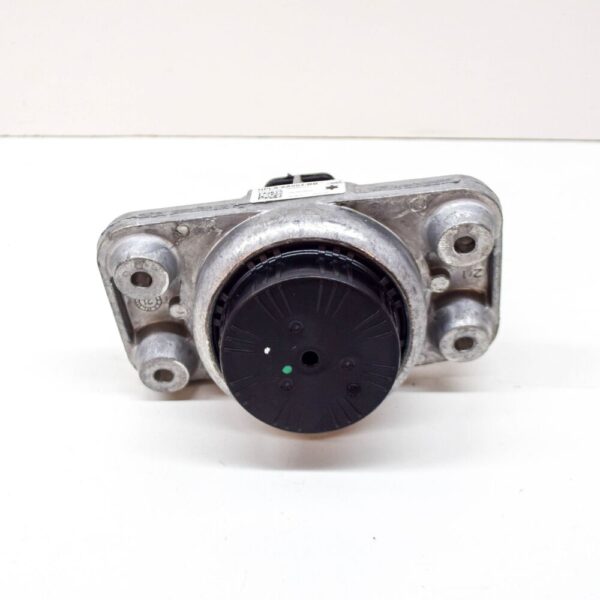 LR105970 - LAND ROVER RANGE ROVER L405 Engine Mount LR105970 NEW GENUINE
