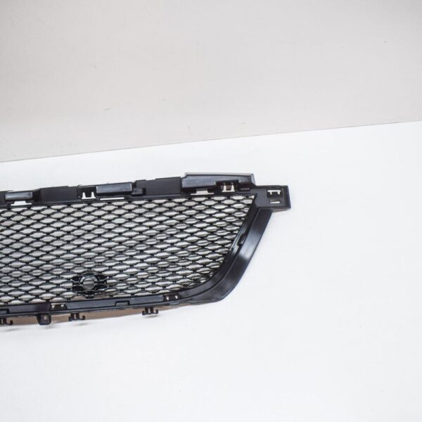 LR106782 - LAND ROVER RANGE ROVER VELAR L560 Front Bumper Lower Grill LR106782 NEW GENUINE