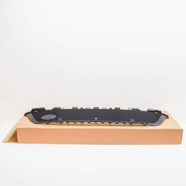 LR106786 - LAND ROVER RANGE ROVER VELAR L560 Front Bumper Lower Grill LR106786 NEW GENUINE