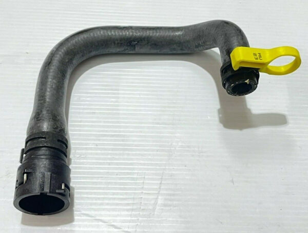 LR108588 - LAND ROVER RANGE ROVER IV L405 Engine Oil Cooler Hose LR108588 NEW GENUINE