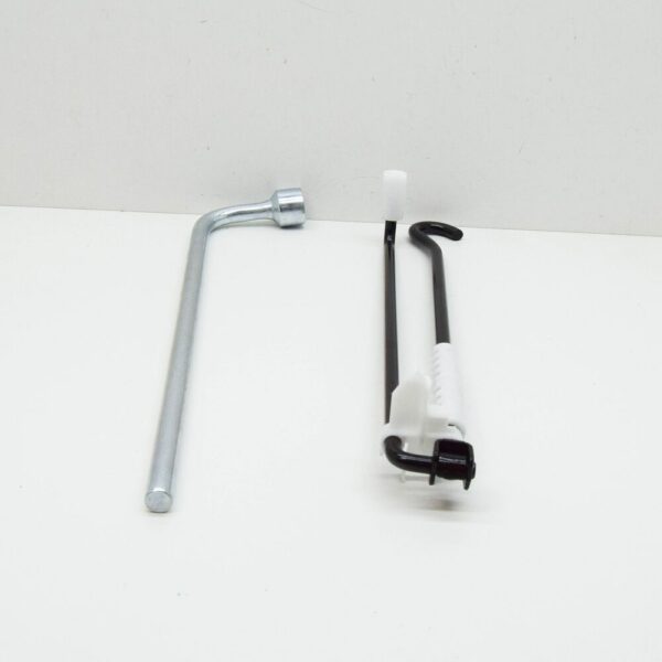 LR110775 - LAND ROVER RANGE ROVER L405 Lift Jack LR177978 NEW GENUINE