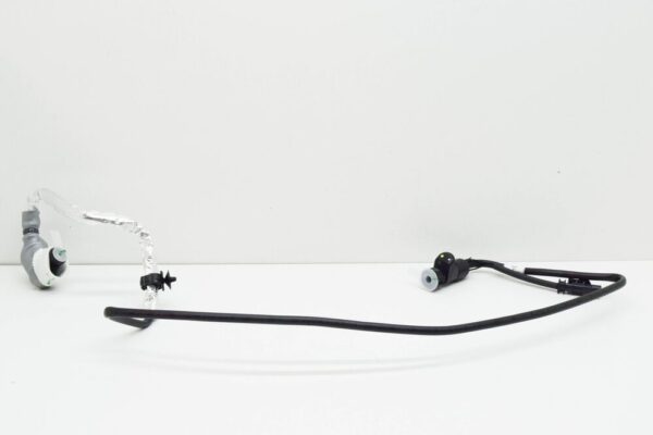 LR111544 - Land Rover Range Rover IV L405 DEF Injector Supply Line LR111544, Original Part