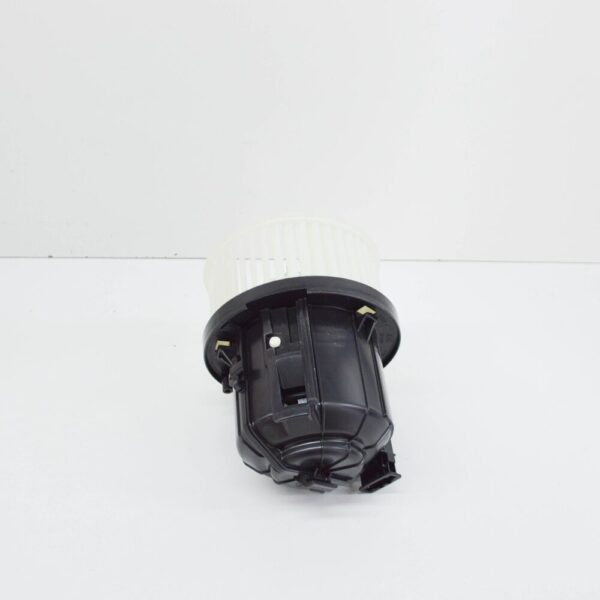 LR112270 - LAND ROVER DISCOVERY SPORT L550 Heater Fan LR112270 NEW Original