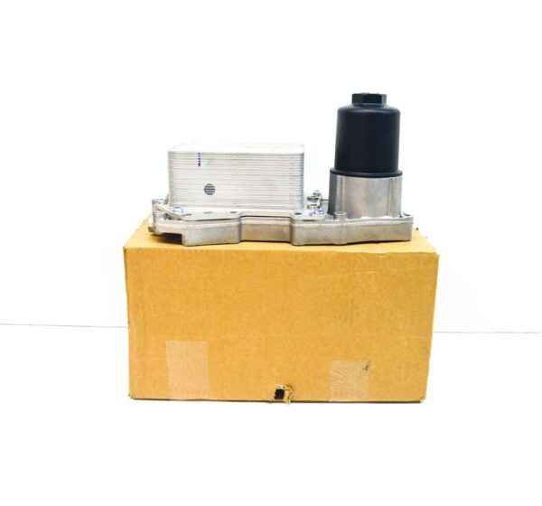 LR113200 - LR RANGE ROVER SPORT L494 Oil Cooler And Filter Assembly LR113200 NEW