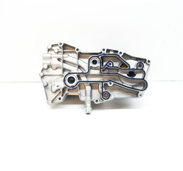 LR113200 - LR RANGE ROVER SPORT L494 Oil Cooler And Filter Assembly LR113200 NEW