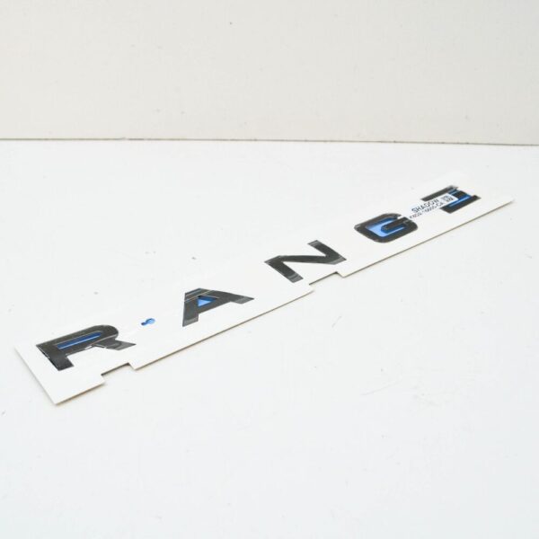 LR114365 - LR RANGE ROVER EVOQUE L551 Bonnet Emblem Badge LR114365 NEW Original