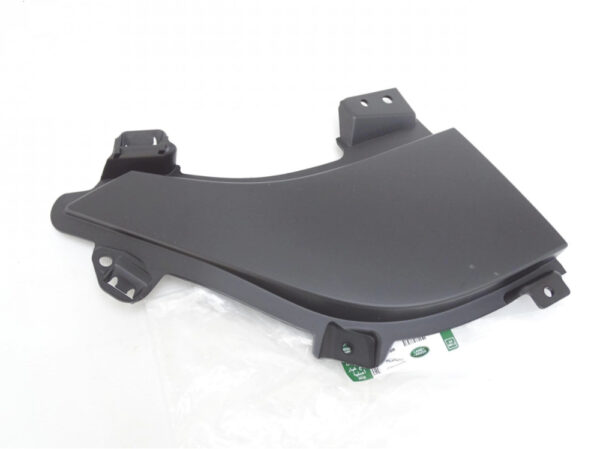 LR114725 - LR RR EVOQUE L551 Front Left Blind Cover LR114725 NEW GENUINE