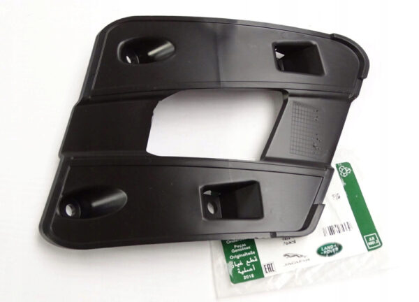 LR114793 - NEW LR RR EVOQUE L551 FRONT RIGHT FINISHER MOUNTING BRACKET LR114793 GENUINE