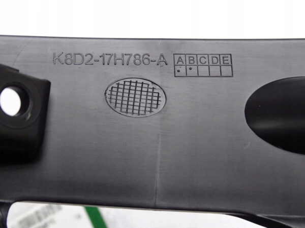 LR114793 - NEW LR RR EVOQUE L551 FRONT RIGHT FINISHER MOUNTING BRACKET LR114793 GENUINE