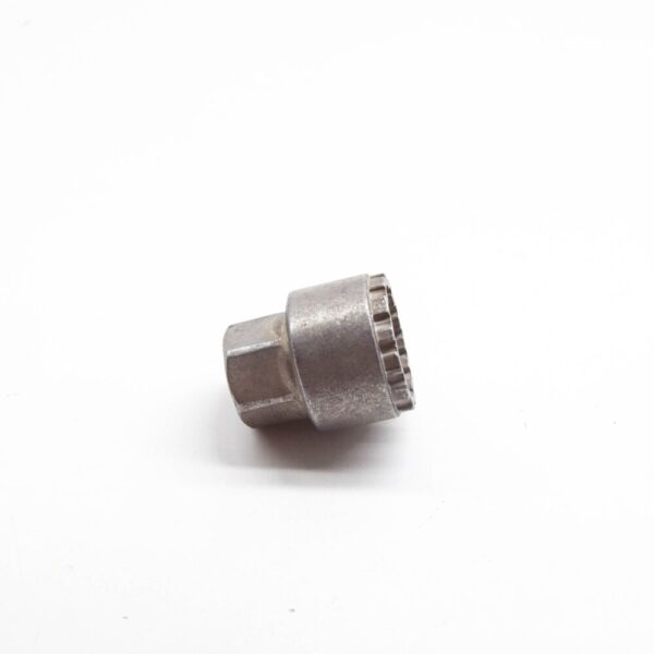 LR116665 - LAND ROVER RANGE ROVER VELAR L560 Wheel Nut Key Adaptor LR116665 NEW GENUINE