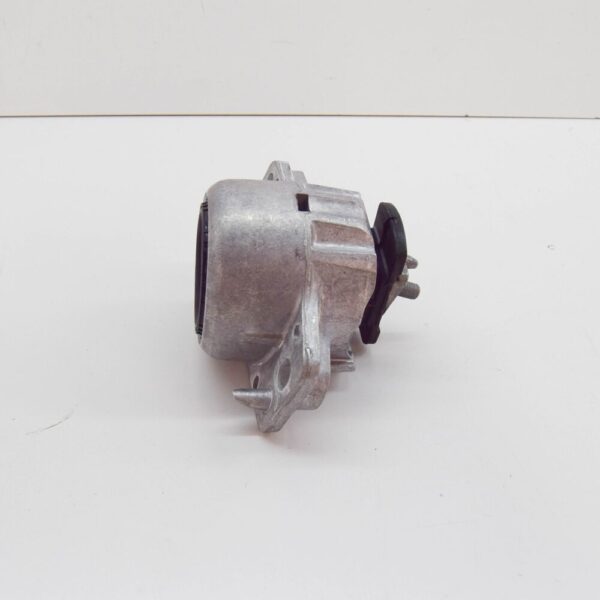 LR116926 - LAND ROVER RANGE ROVER VELAR L560 Right Side Engine Mount LR116926 NEW GENUINE