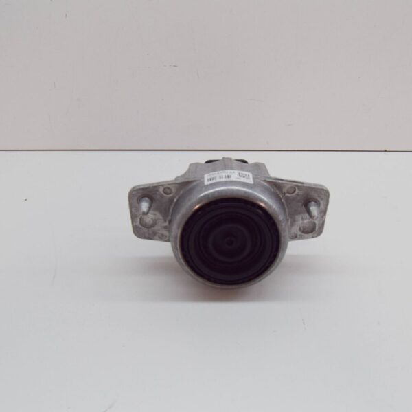 LR116926 - LAND ROVER RANGE ROVER VELAR L560 Right Side Engine Mount LR116926 NEW GENUINE