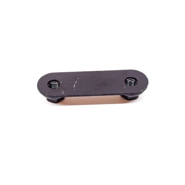 LR125668 - LR DISCOVERY SPORT L550 Rail Extension Nut Plate LR125668 NEW GENUINE