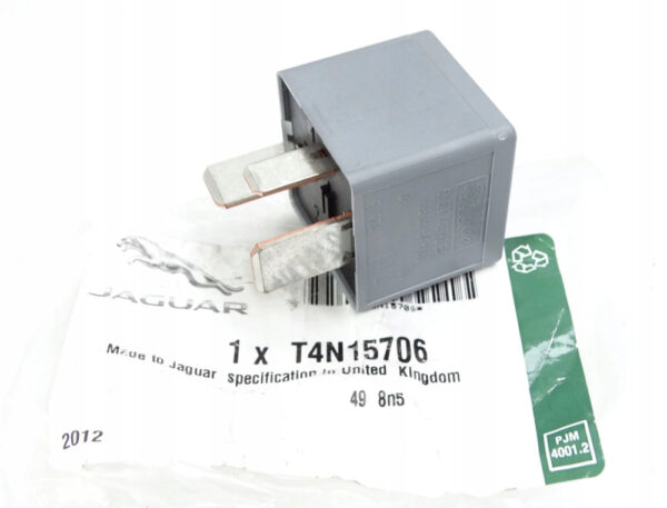 LR126493 - LR Range Rover IV L405 4 Flat Male 70A Power Relay LR126493 NEW ORIGINAL