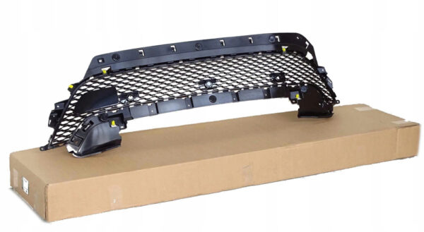 LR128227 - LR RANGE ROVER EVOQUE L551 Front Bumper Lower Grille LR128227 NEW GENUINE