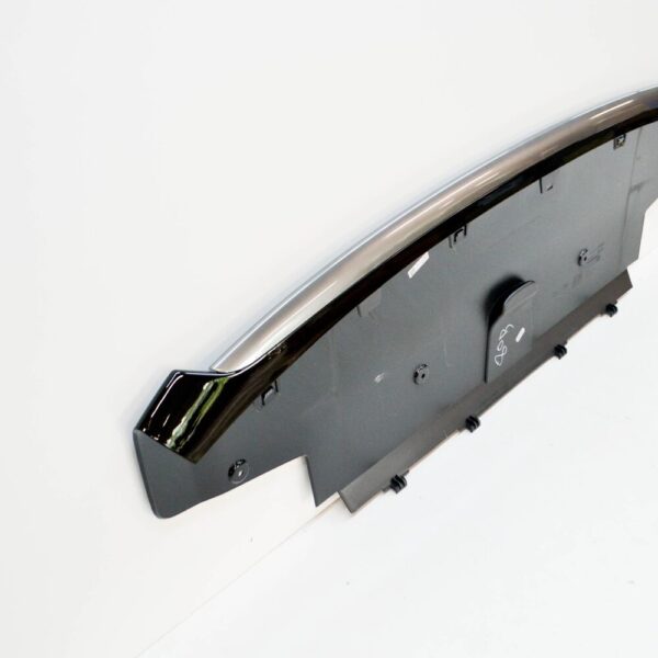 LR133255 - LAND ROVER RANGE ROVER VELAR L560 Tow Bracket Cover LR133255 NEW GENUINE