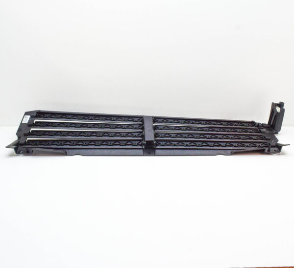 LR135376 - LR RANGE ROVER EVOQUE L551 Radiator Control Top Shutter LR135376 NEW